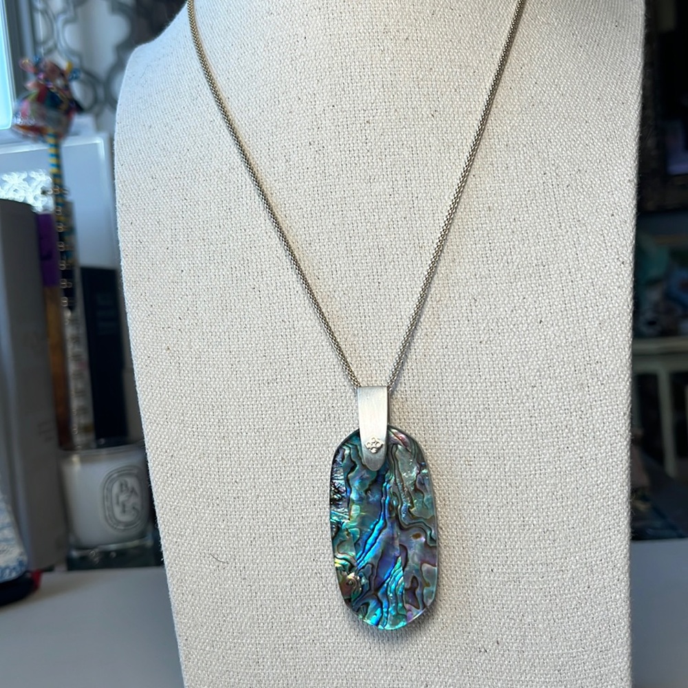Kendra Scott Inez Abalone Shell Stone Necklace